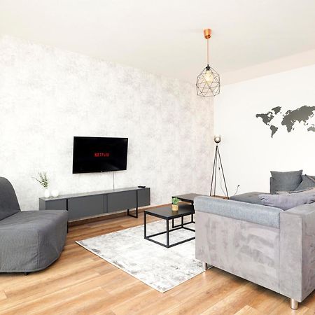 Homeawayhome By The River Ceske Budejovice Exterior foto